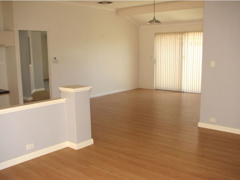 18 Fisherton Circuit, Kinross WA 6028