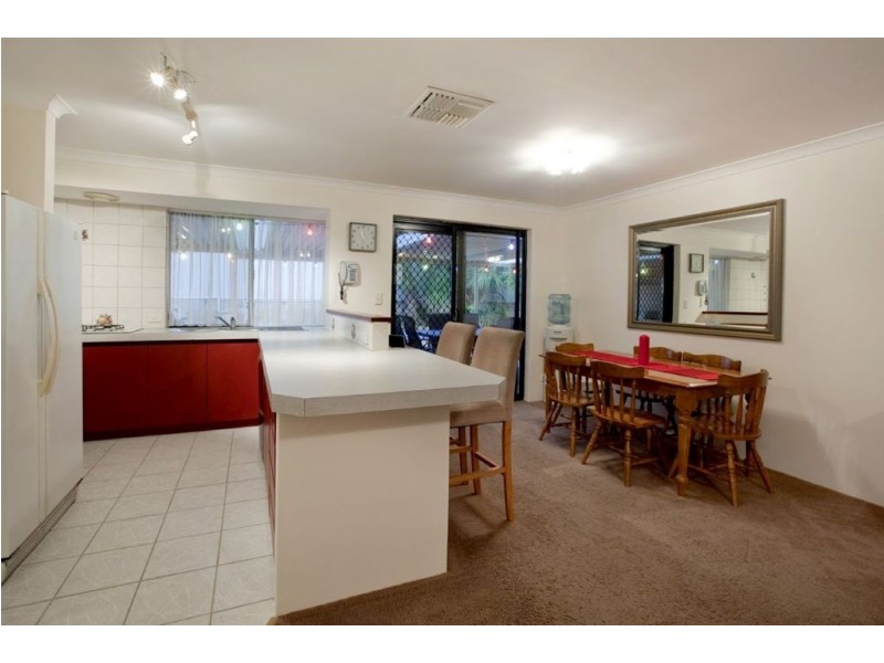 18 Dundaff Turn, Kinross WA 6028