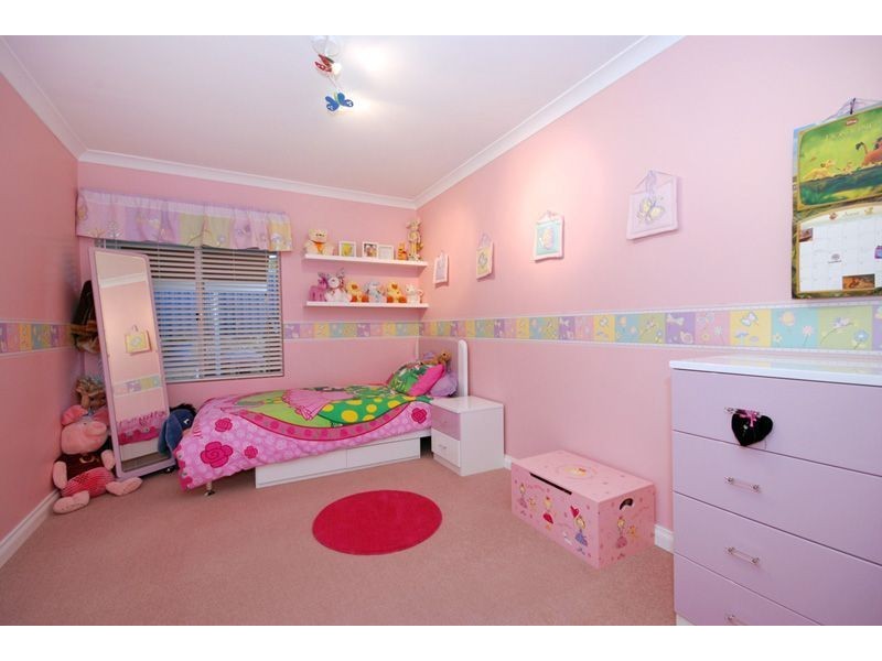 6 Templar Place, Currambine WA 6028