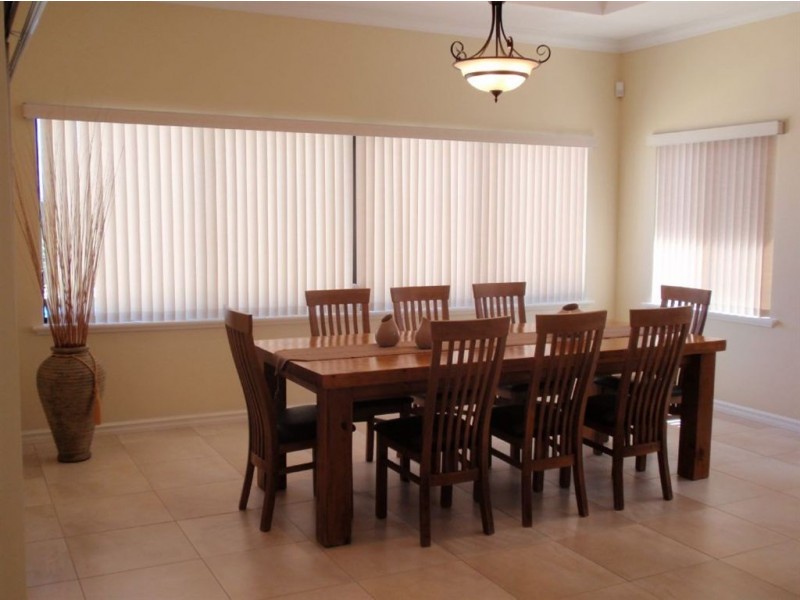 40 Dartmouth Circle, Quinns Rocks WA 6030