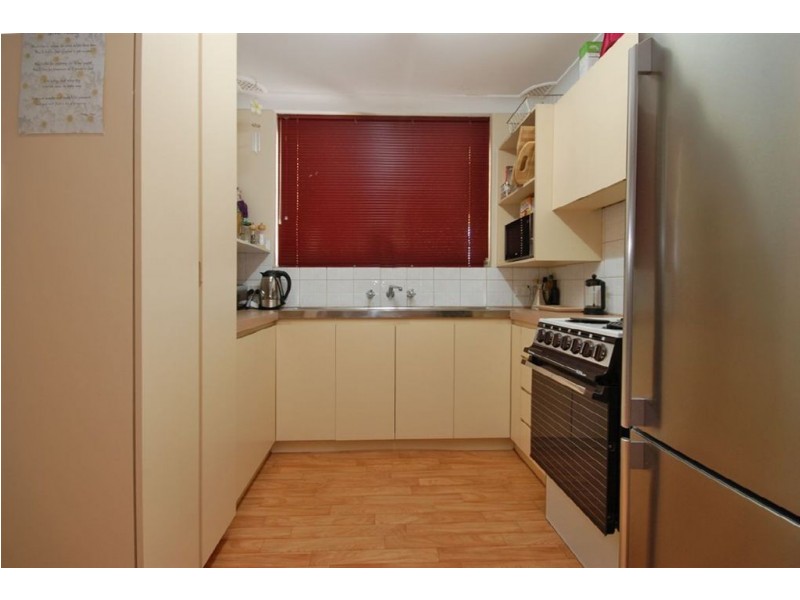 12 Albion Street, Craigie WA 6025