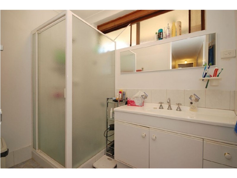 12 Albion Street, Craigie WA 6025