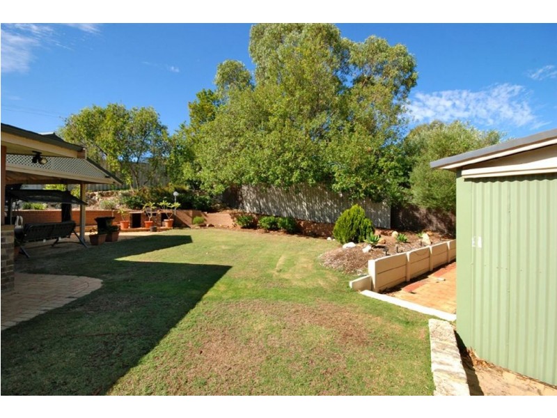 12 Albion Street, Craigie WA 6025