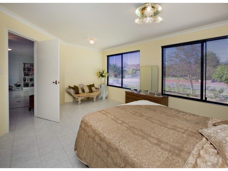 20 Arbroath Circle, Kinross WA 6028