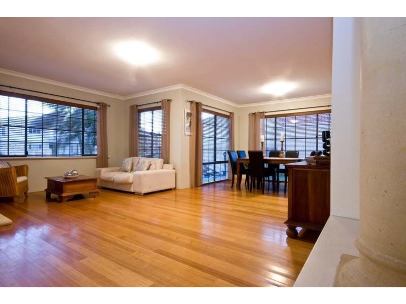 209 Flinders Avenue, Hillarys WA 6025