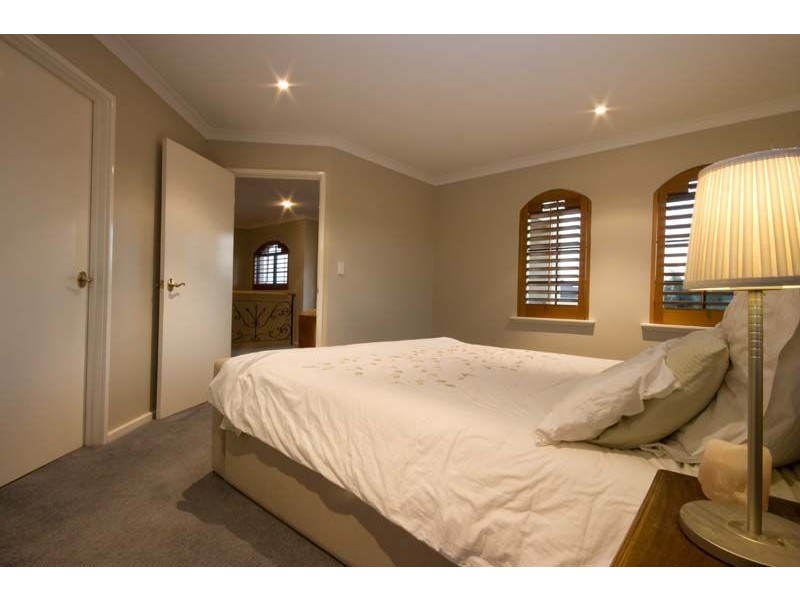 209 Flinders Avenue, Hillarys WA 6025