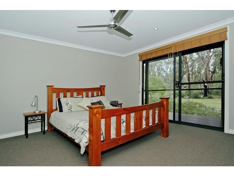 51 Emerald Drive, Carabooda WA 6033