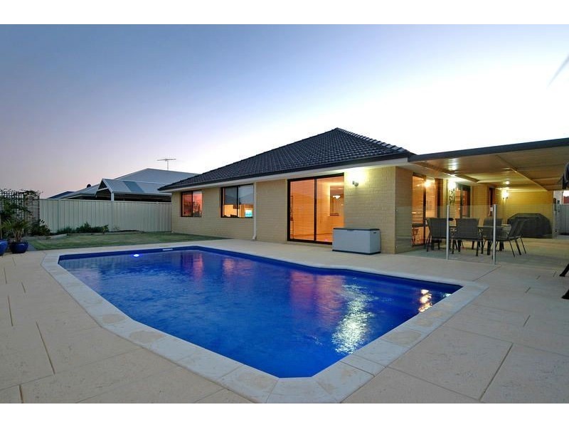 14 Coolidge Gardens, Tapping WA 6065