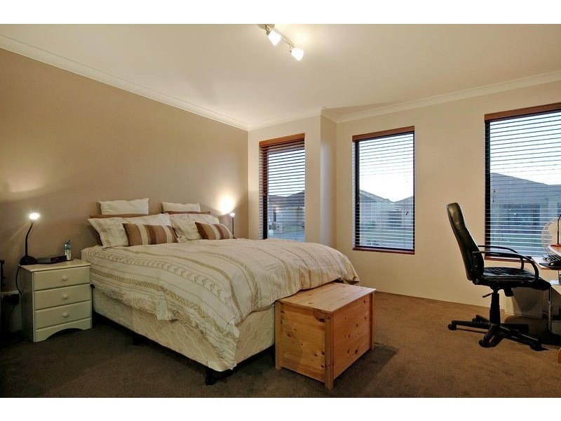 14 Coolidge Gardens, Tapping WA 6065