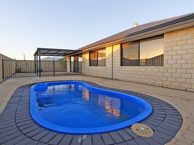 8 Carnforth Way, Butler WA 6036