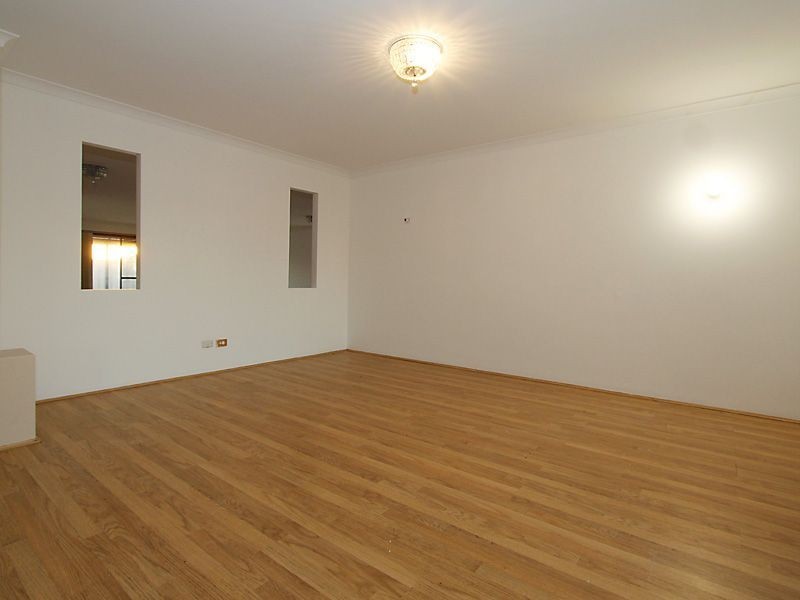 8 Carnforth Way, Butler WA 6036