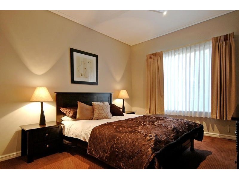 6 Calita Pass, Carramar WA 6031