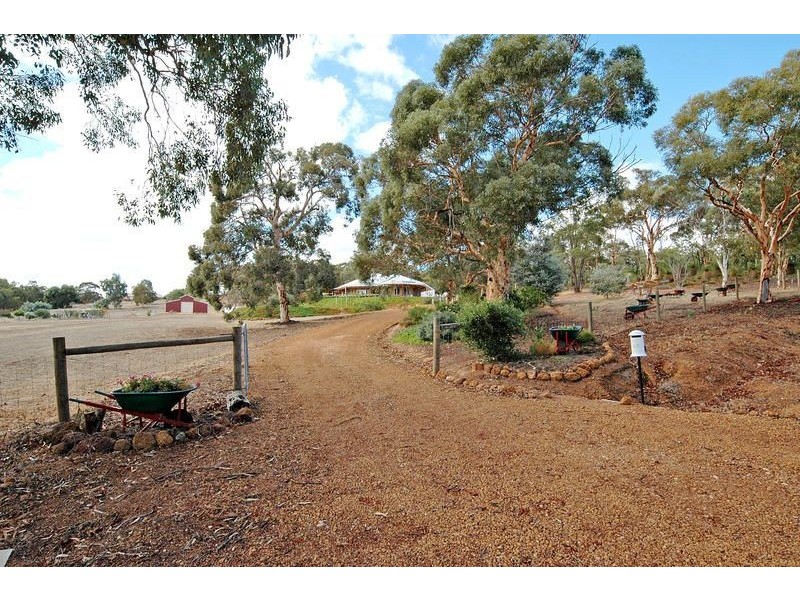 69 Caladenia Close, Lower Chittering WA 6084