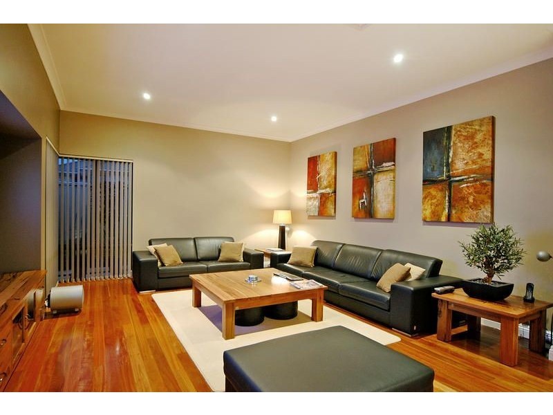 4 Chandela Loop, Currambine WA 6028