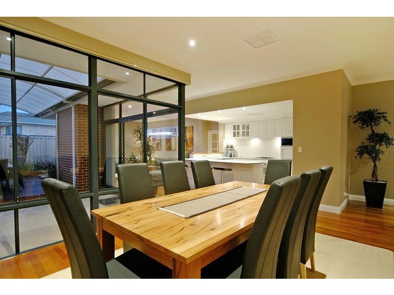 4 Chandela Loop, Currambine WA 6028