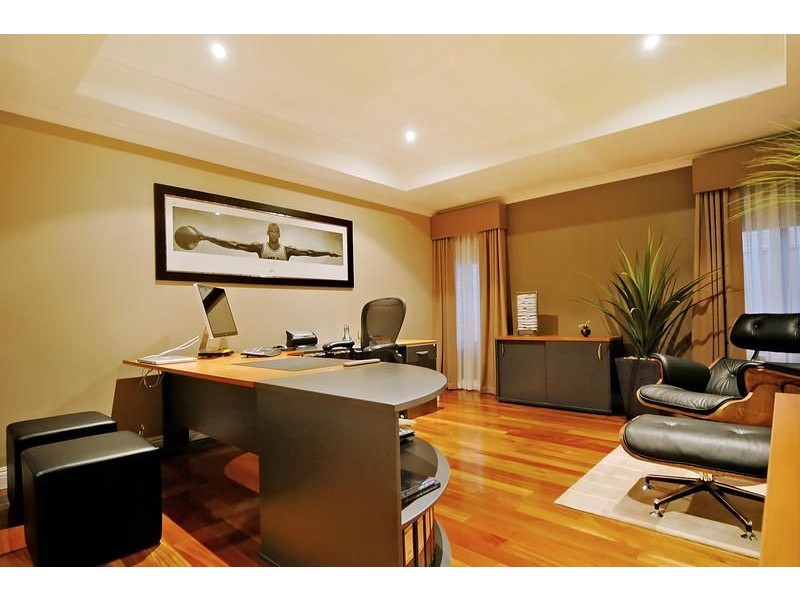 4 Chandela Loop, Currambine WA 6028