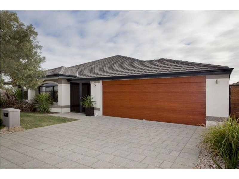 19 Ankuri Pass, Carramar WA 6031