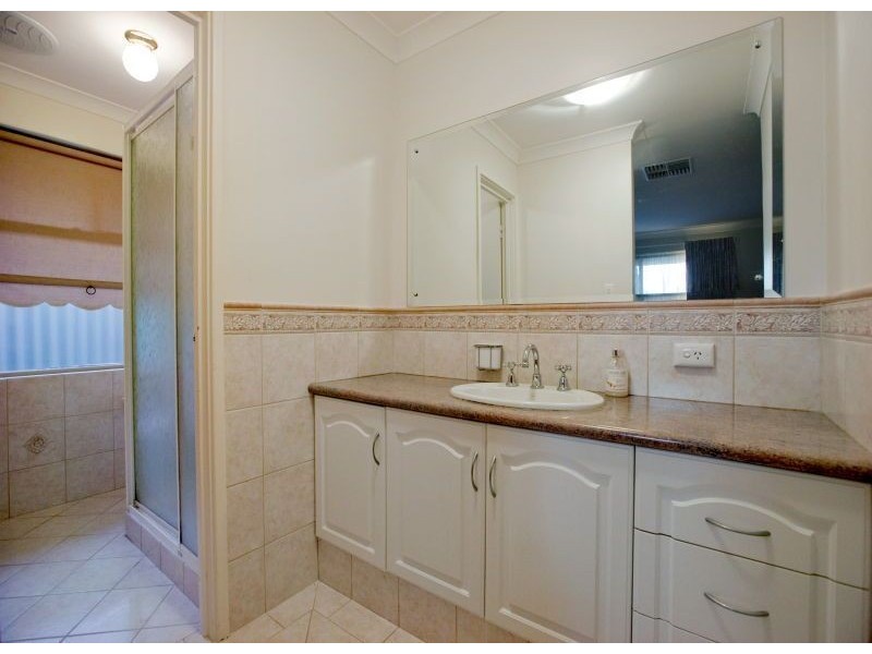 16 Camarino Drive, Woodvale WA 6026