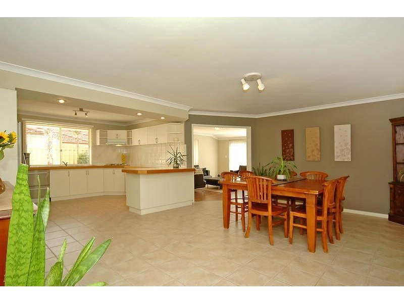 17 Shoalwater Parkway, Iluka WA 6028