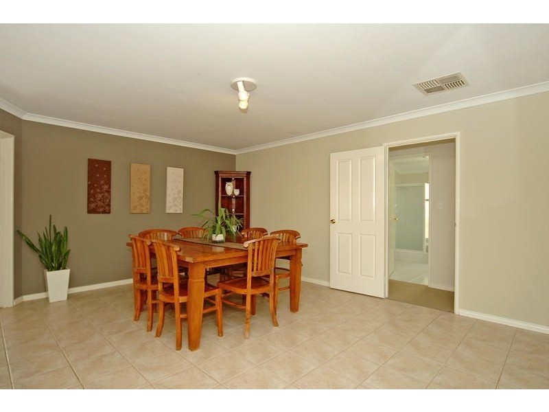 17 Shoalwater Parkway, Iluka WA 6028