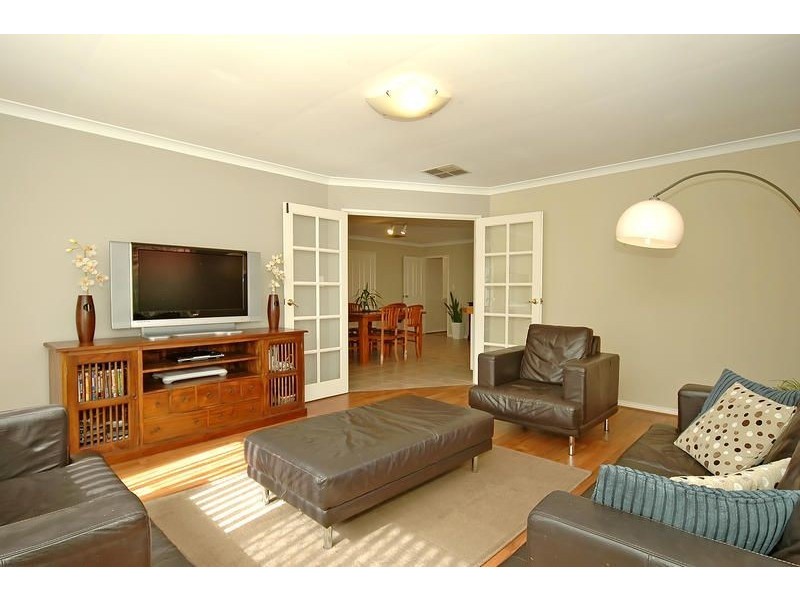 17 Shoalwater Parkway, Iluka WA 6028