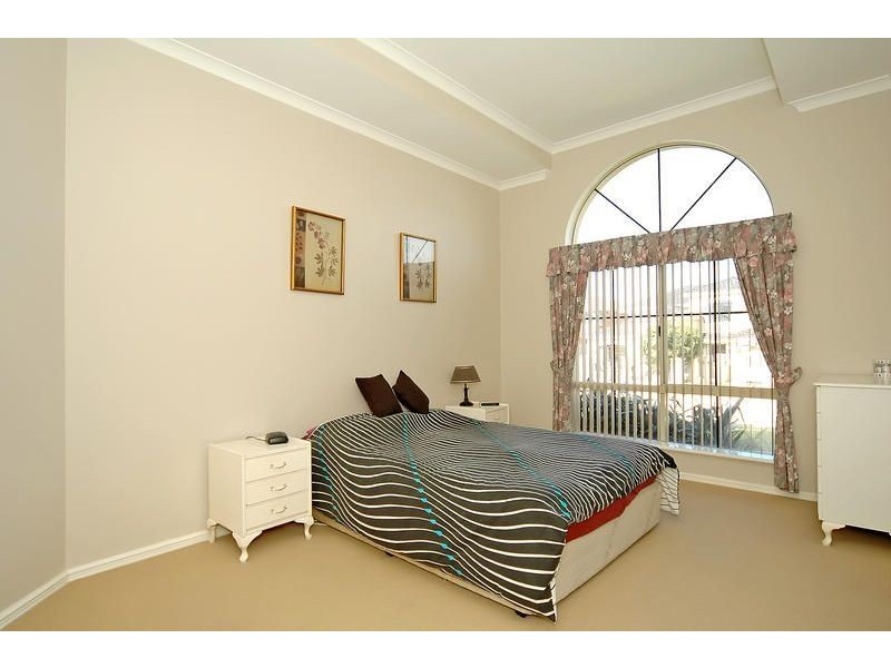 10 La Grange Loop, Currambine WA 6028