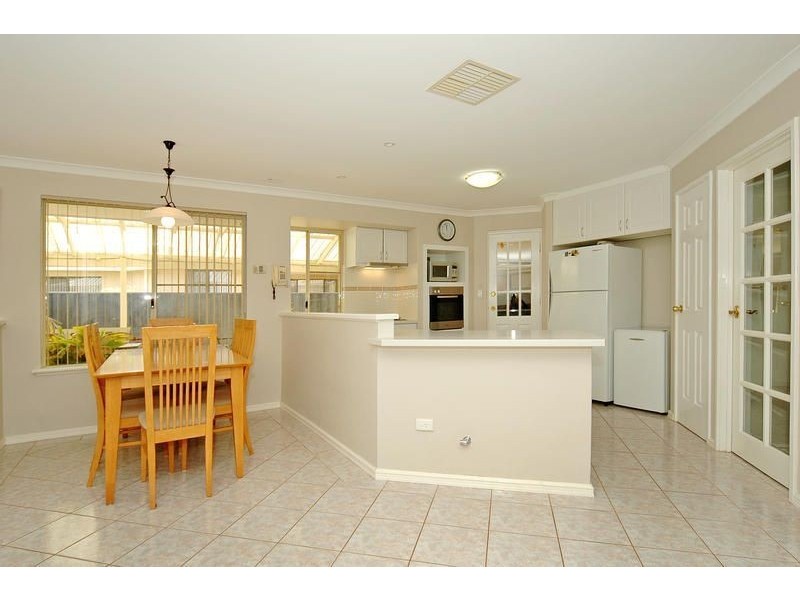 10 La Grange Loop, Currambine WA 6028