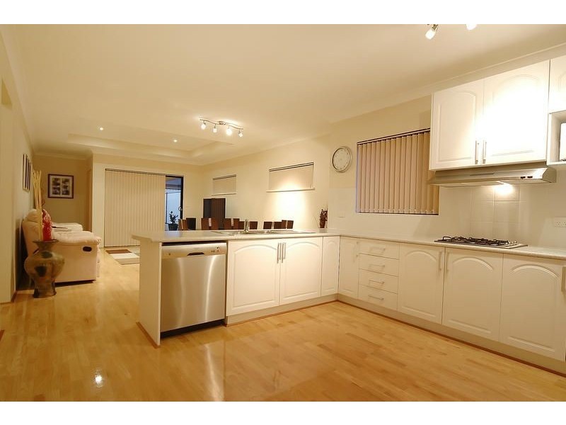 12 Edenbrooke Terrace, Clarkson WA 6030