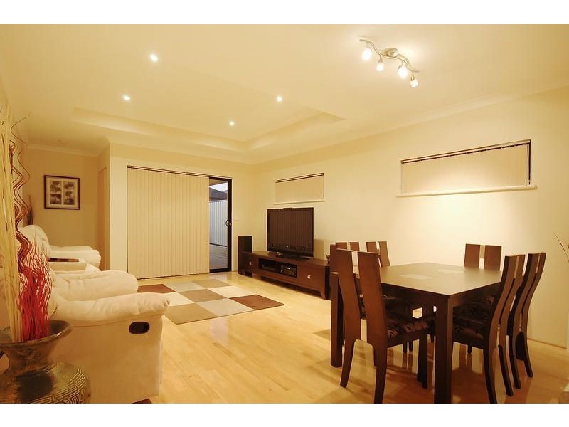 12 Edenbrooke Terrace, Clarkson WA 6030