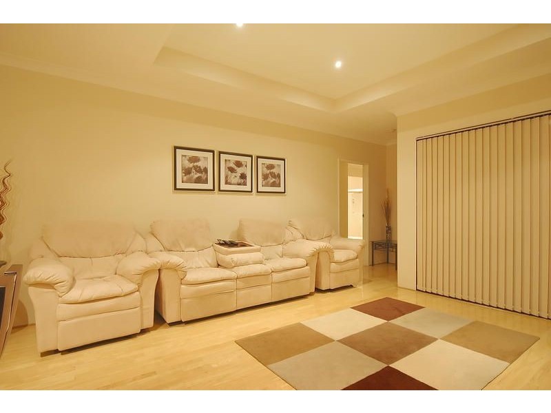 12 Edenbrooke Terrace, Clarkson WA 6030