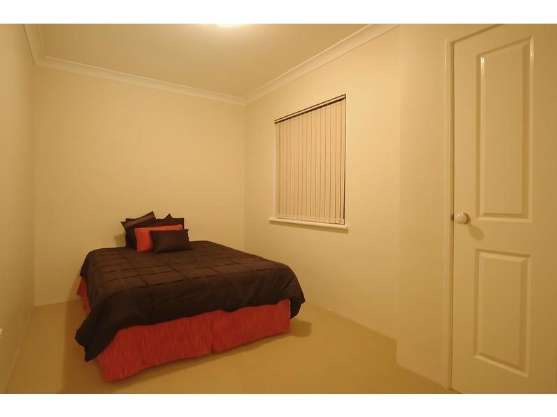 12 Edenbrooke Terrace, Clarkson WA 6030