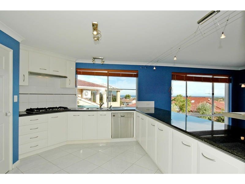 11 Tiller Road, Ocean Reef WA 6027