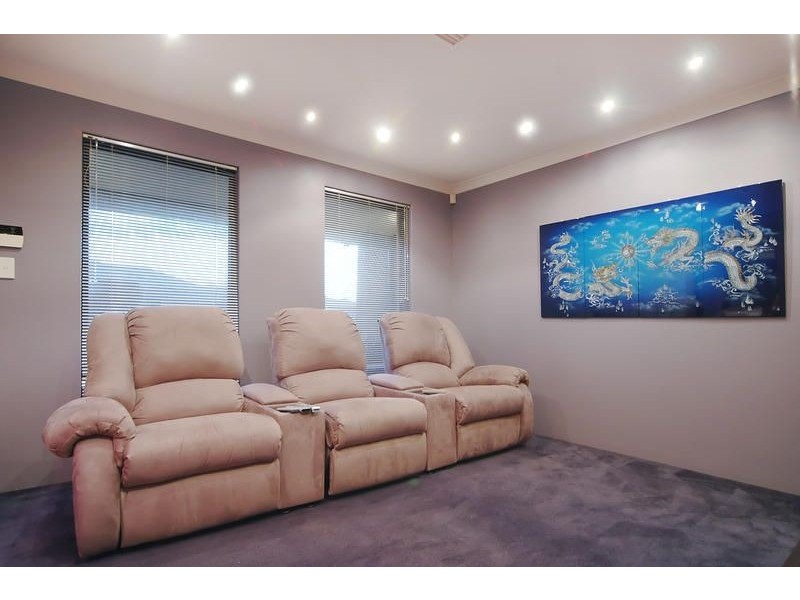 5 Marchwood Boulevard, Butler WA 6036