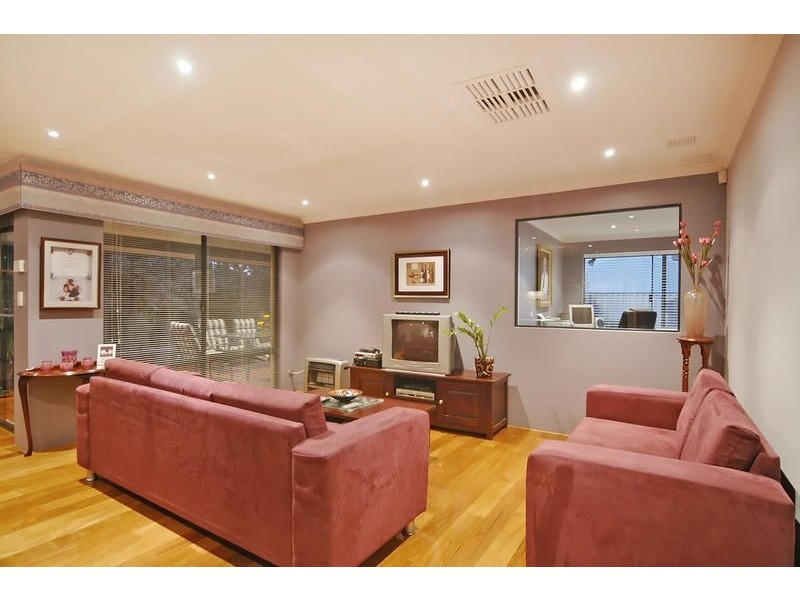 5 Marchwood Boulevard, Butler WA 6036