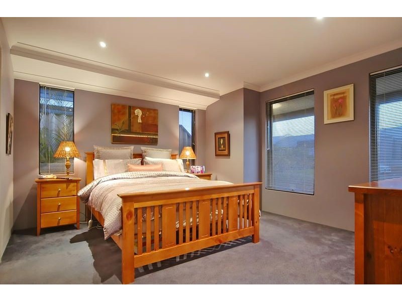 5 Marchwood Boulevard, Butler WA 6036