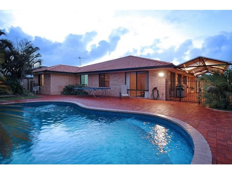 6 Majestic Vista, Madeley WA 6065