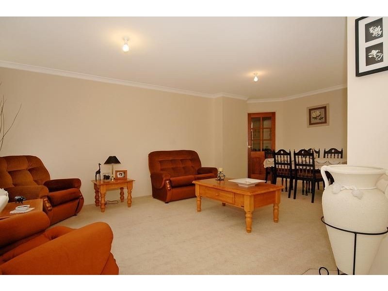 6 Majestic Vista, Madeley WA 6065