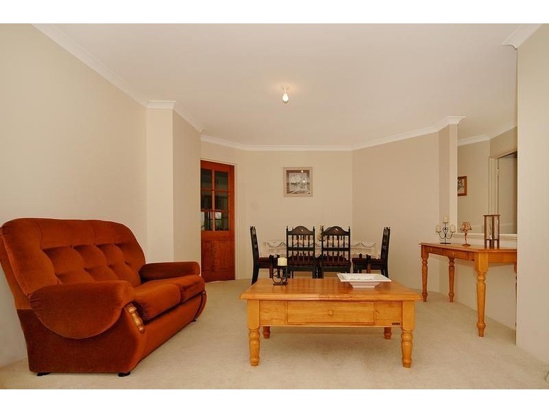 6 Majestic Vista, Madeley WA 6065