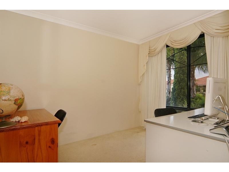 6 Majestic Vista, Madeley WA 6065