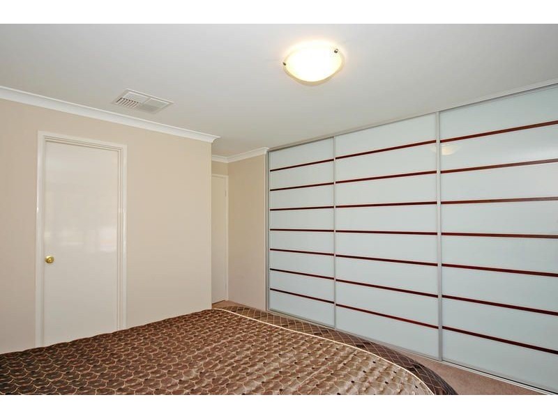 5 Wallis Avenue, Clarkson WA 6030