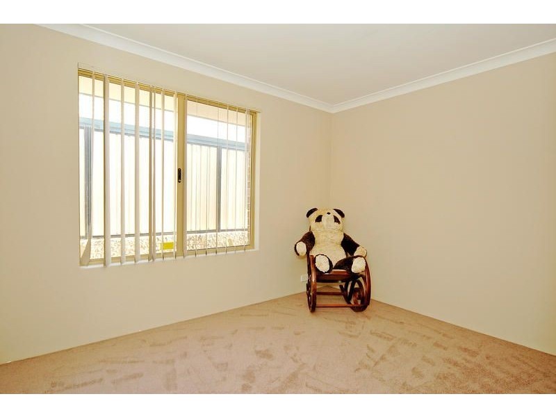 5 Wallis Avenue, Clarkson WA 6030
