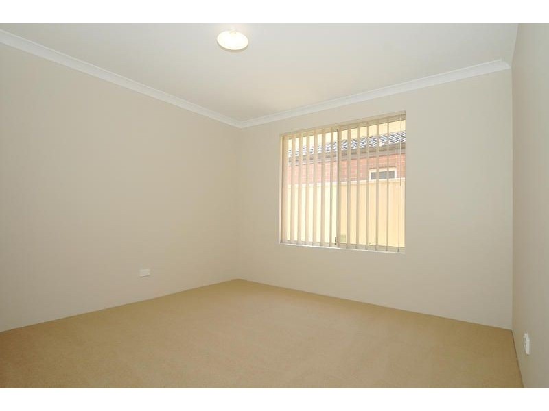 38 Moscow Retreat, Hocking WA 6065