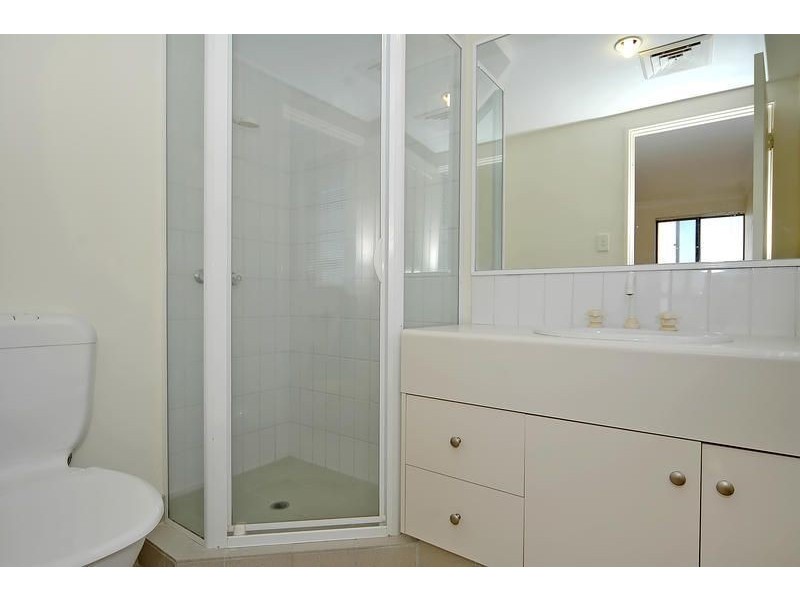 4/6 Wattlebird Loop, Joondalup WA 6027