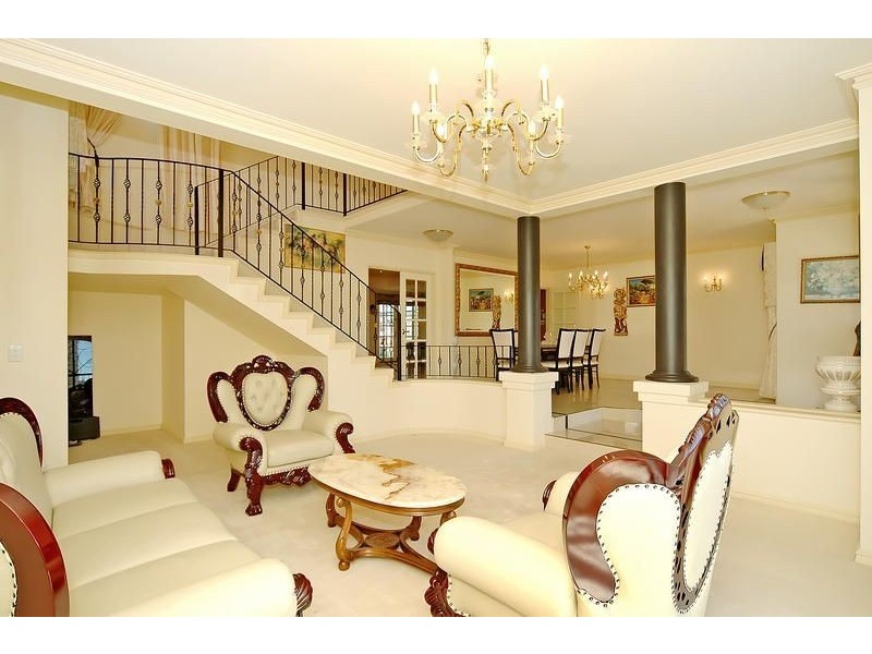 16 Wakeley Way, Duncraig WA 6023