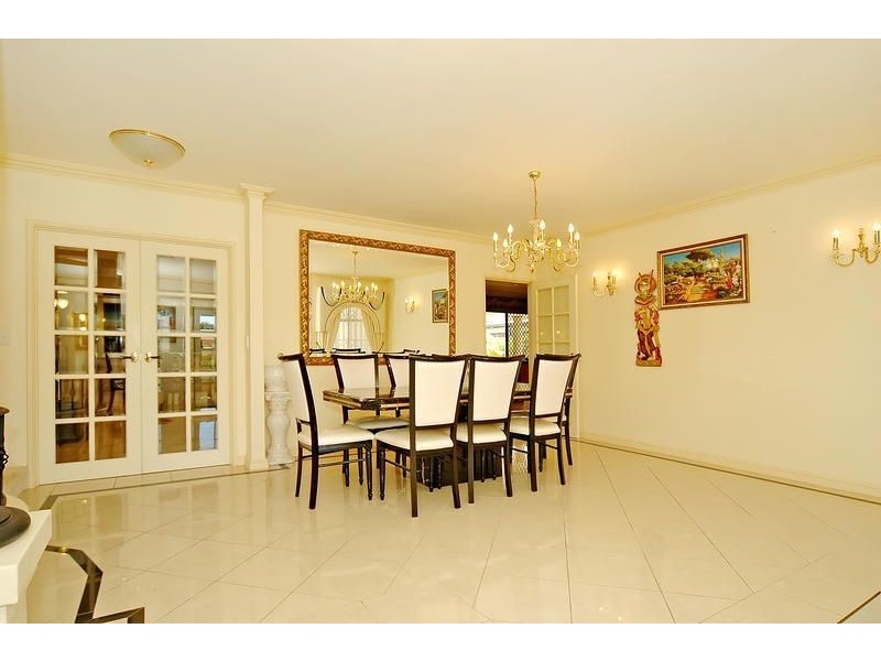 16 Wakeley Way, Duncraig WA 6023