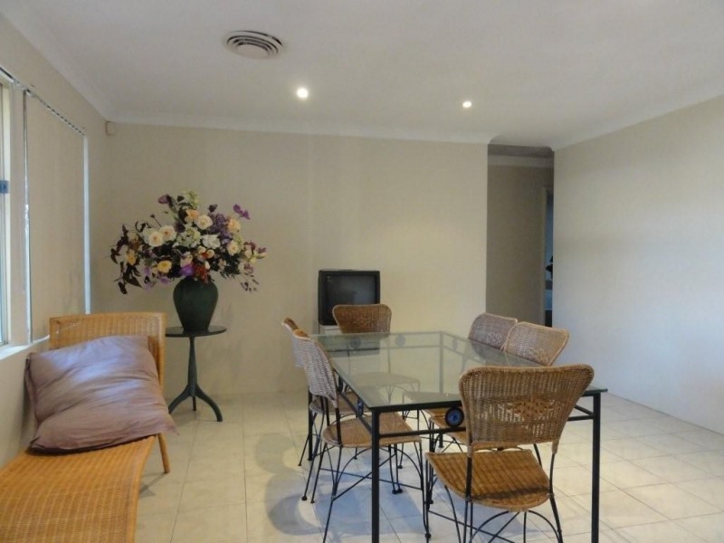 7 Charles Court, Woodvale WA 6026