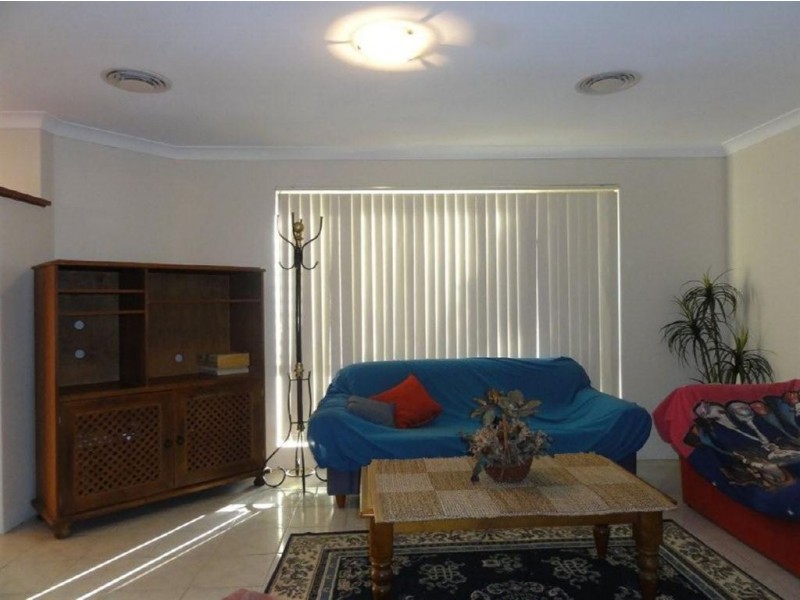 7 Charles Court, Woodvale WA 6026