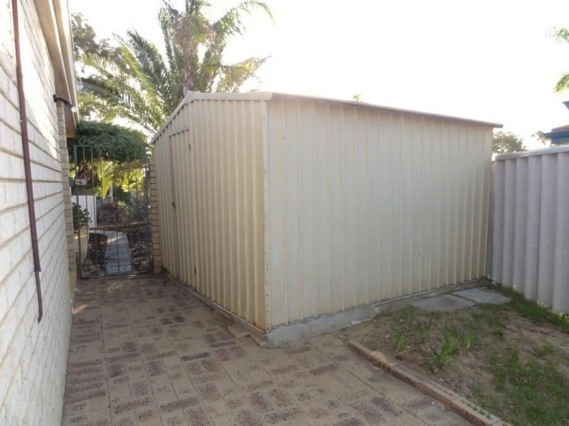 7 Charles Court, Woodvale WA 6026