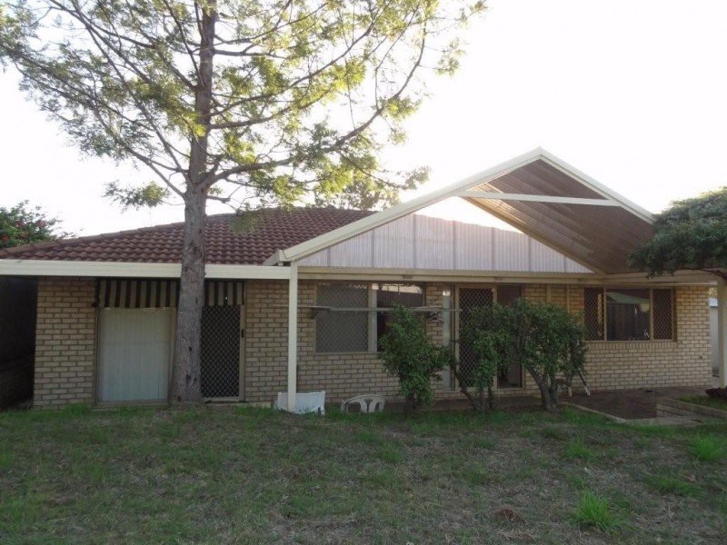 7 Charles Court, Woodvale WA 6026