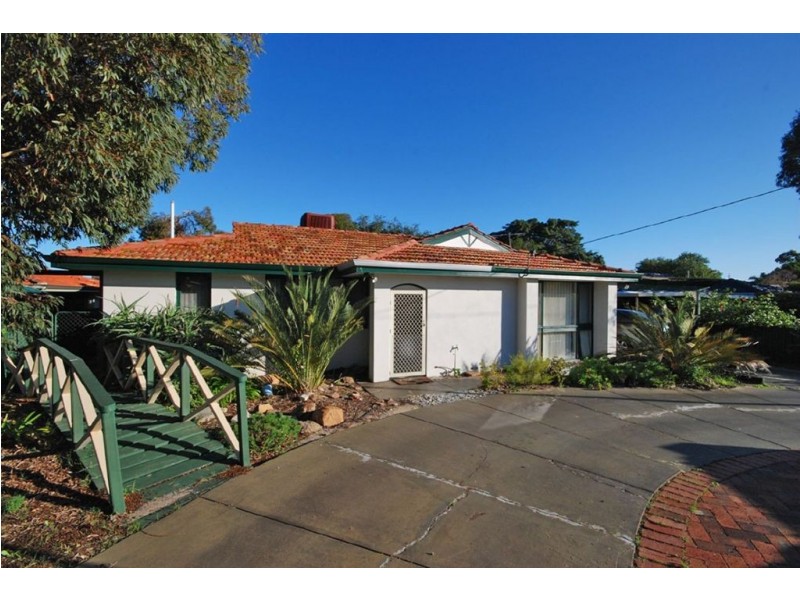 54 Camberwarra Drive, Craigie WA 6025